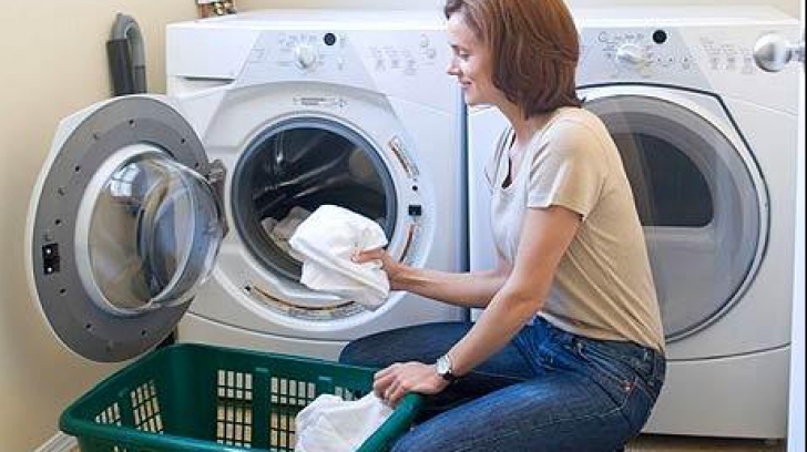 Cum să scapi de mucegaiul din mașina de spălat fără detergenți speciali 