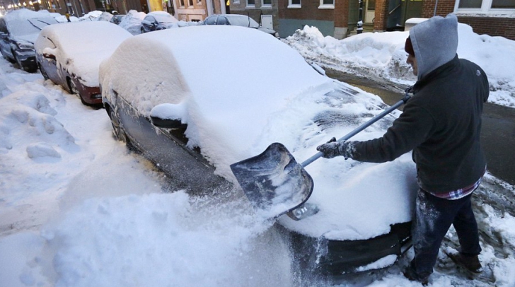 Cum să păstrezi mașina curată pe timp de iarnă. Trei metode simple