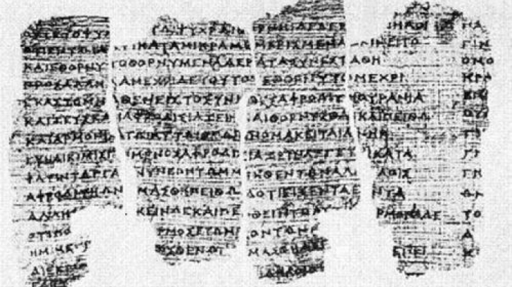 Papirus spart în 150 de bucăți