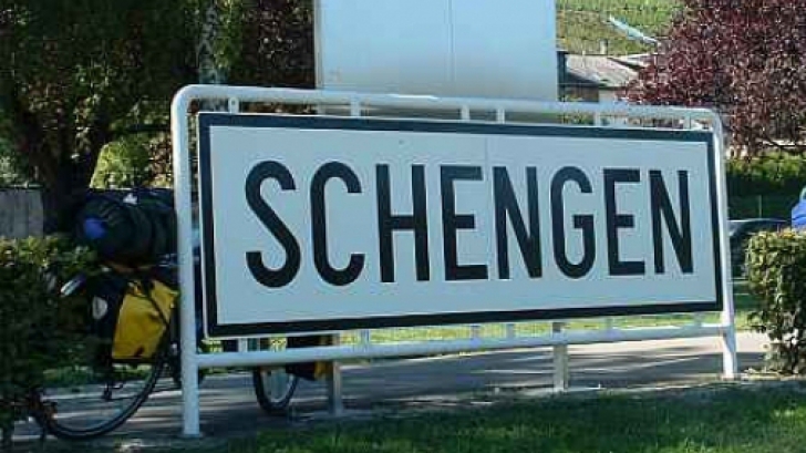 Avertisment dur din partea Germaniei: Grecia ar putea fi exclusă din Schengen