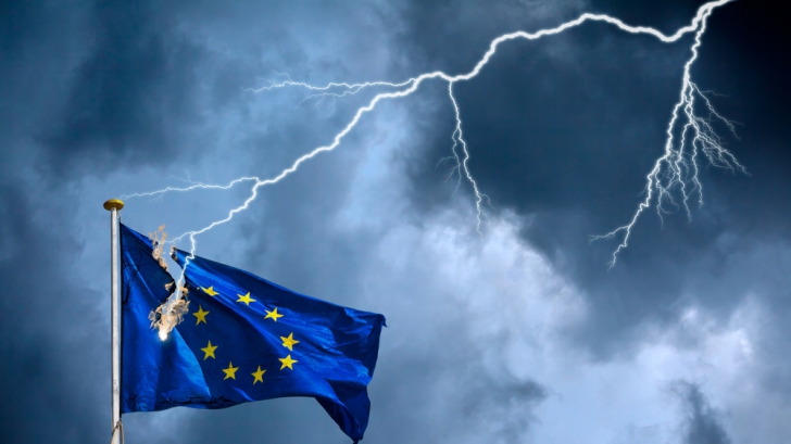 Avertisment sumbru: UE se destramă
