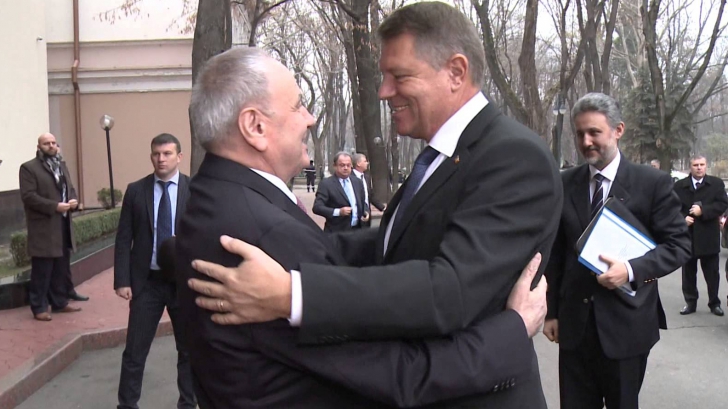 Președintele Republicii Moldova l-a decorat pe Klaus Iohannis. Care a fost distincția oferită 