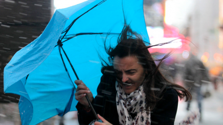 Vremea extremelor. Surprize uriaşe de la meteo: de marţi, începe! Prognoza pe trei zile