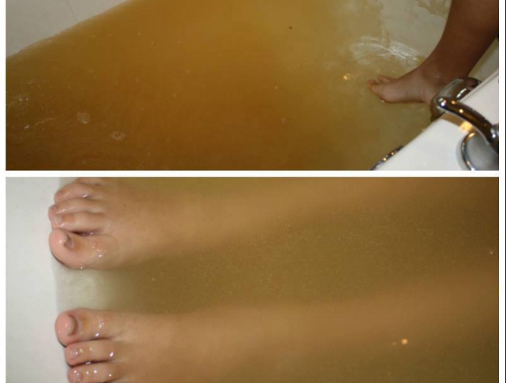 Ce să pui în cadă ca să elimini toxinele în timp ce faci baie