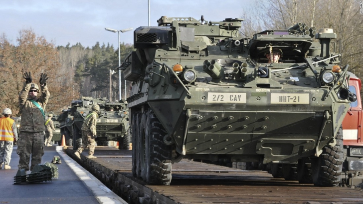 SUA trimit arme grele în Estul Europei pentru a răspunde amenințării Rusiei