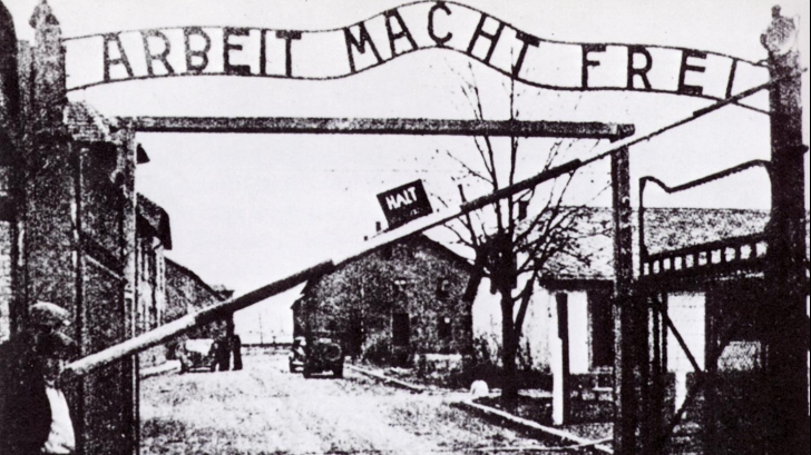 A început procesul lui Reinhold Hanning, fost gardian la Auschwitz, în vârstă de 94 de ani