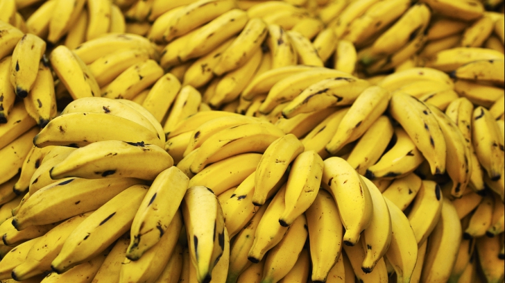 Ce se întâmplă dacă mănânci în fiecare zi banane