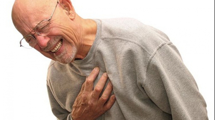 10 simptome ale bolilor de inimă pe care nu trebuie să le ignori