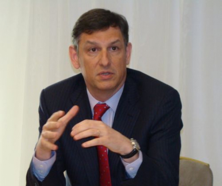 Vicepremierul Costin Borc a anunţat care sunt avantajele şi dezavantajele Guvernului Cioloş