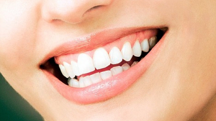 Ce este pasta neagră de dinţi şi din ce este făcută