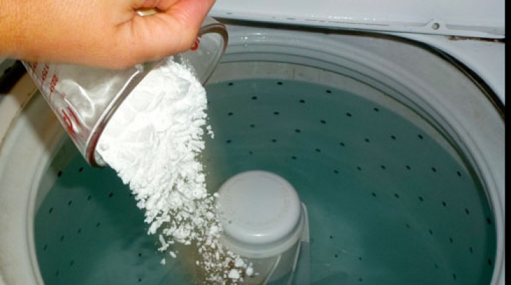 Cel mai ieftin detergent, făcut în casă. Ce poți să speli cu el