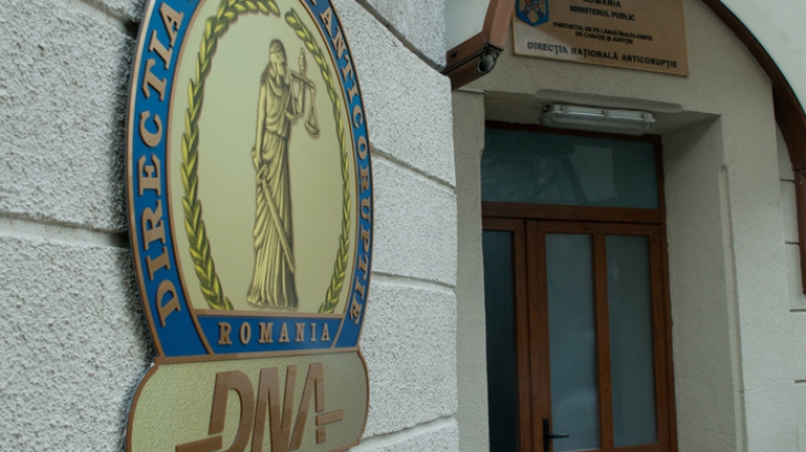 Director din cadrul Finațelor Publice și Vămii Bihor, trimis în judecată de DNA