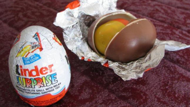 Ce a gasit o tânără din SUA într-un ou Kinder. "A fost cea mai frumoasă zi din viaţa mea!"  