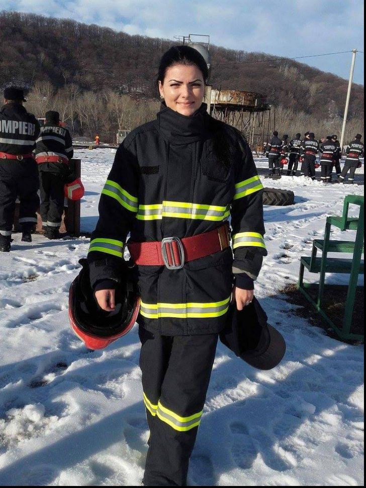 Concurs de frumusețe la INTERNE(GALERIE FOTO)