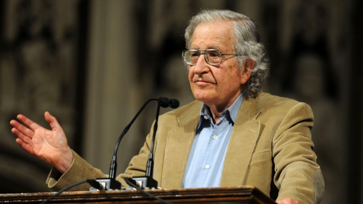 Chomsky: Dacă alte puteri ar acționa la fel de iresponsabil ca SUA, soarta noastră ar fi pecetluită