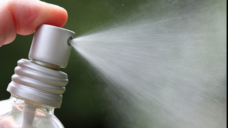 Cum să elimini mirosurile neplăcute din casă fără spray-uri speciale