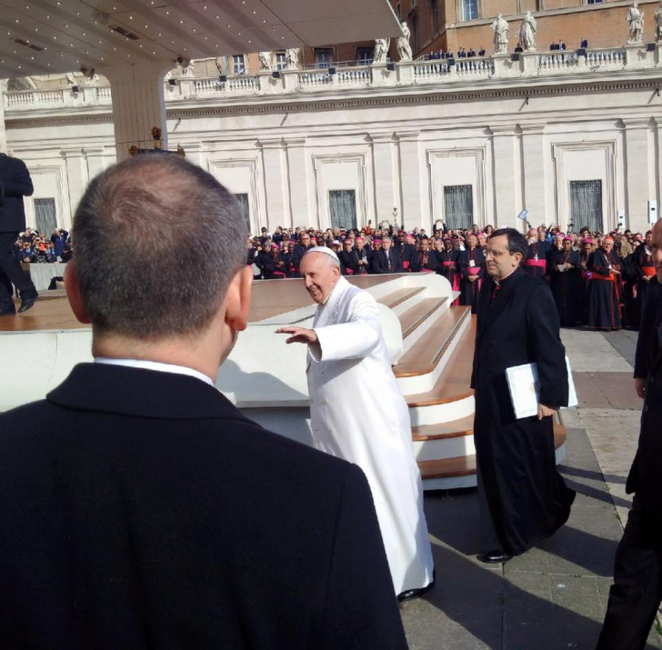 Vlad Alexandrescu: "L-am salut pe Papa Francisc, transmițându-i un mesaj din partea României"