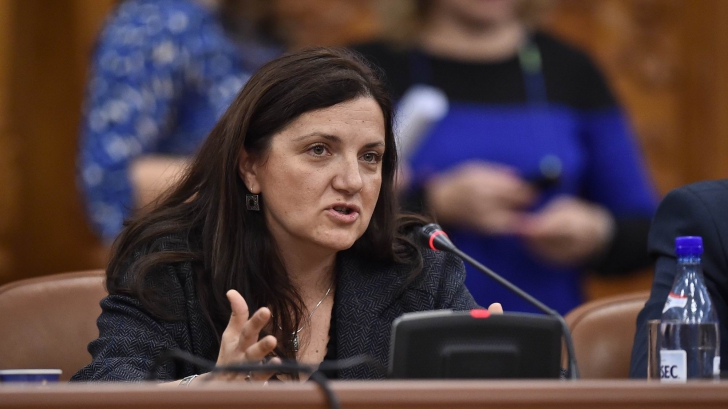 Raluca Prună: Voi propune abrogarea legii privind reducerea pedepselor pentru lucrări științifice
