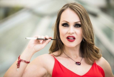 O mai ţii minte pe Gabriela Spanic? E de nerecunoscut, la doar 42 de ani: operaţiile au distrus-o!