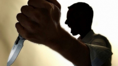 Atac cu cuțitul în plină stradă în Suceava! Un adolescent a fost înjunghiat mortal 