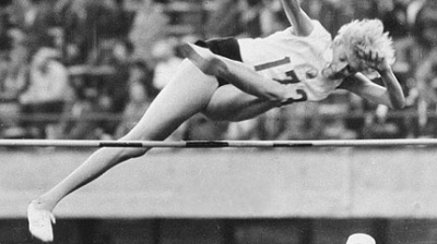 Iolanda Balaş, prima campioană olimpică a atletismului românesc, a murit. Avea 79 de ani