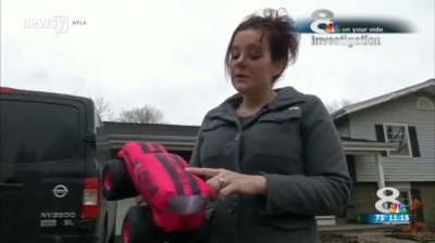 O mămică s-a îngrozit când a aflat ce înseamnă simbolul de pe jucăria fetiței: "Mi-a venit rău"