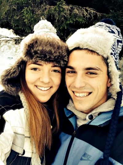 Cum arată iubita lui Nicuşor Stanciu, cel mai bun jucător al naţionalei cu Lituania şi Spania