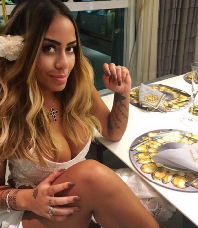 Cum arată sora celebrului fotbalist Neymar: imagini incendiare cu brazilianca