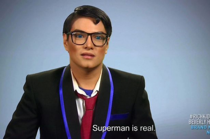 A vrut să semene cu Superman şi şi-a făcut 23 de operaţii estetice. Cum s-a transformat acest tânăr