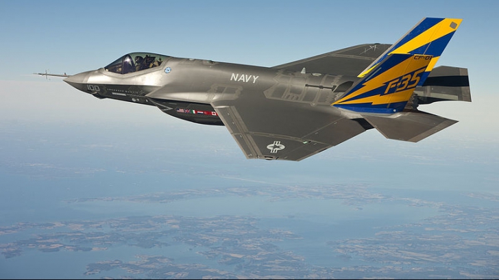 Redutabilul avion american F-35 are o problemă jenantă: radarul se blochează și trebuie restartat