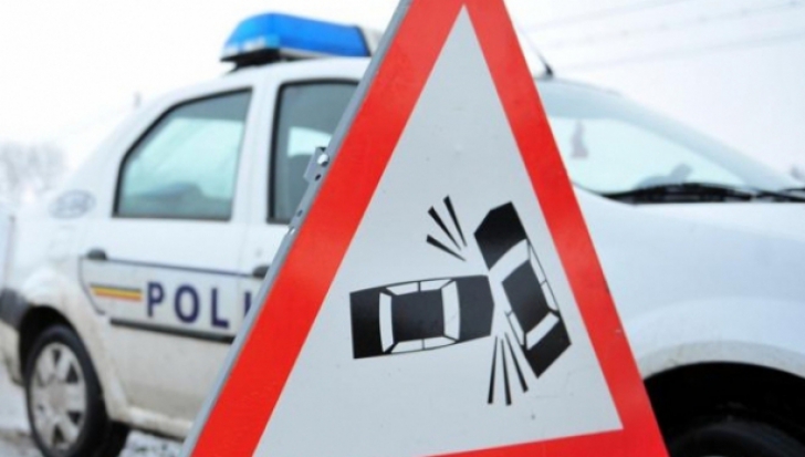 Accident "spectaculos" la Oradea: şoferul a intrat cu maşina într-o grădiniţă