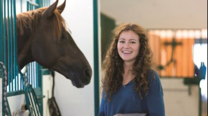 Alexandra Andersen face călărie de performanță