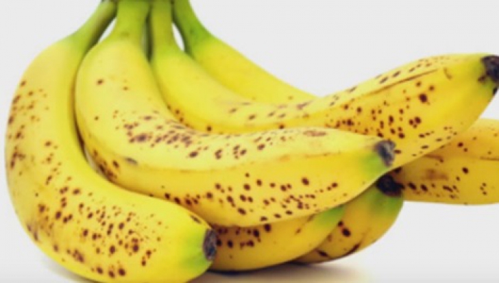 Banane cu pete