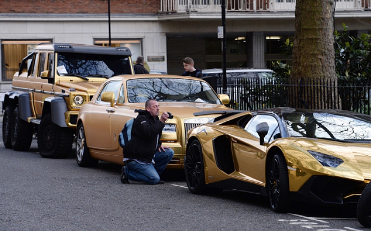 Masini aurite în centrul Londrei