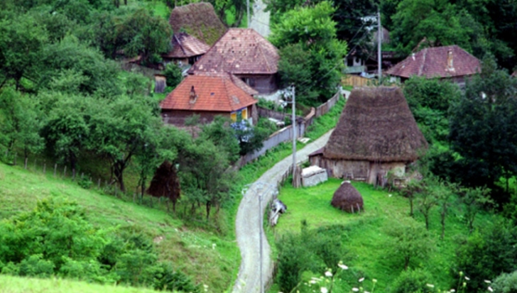Cel mai vechi sat din România a supravieţuit de pe vremea dacilor. Imagini cu aer de poveste!