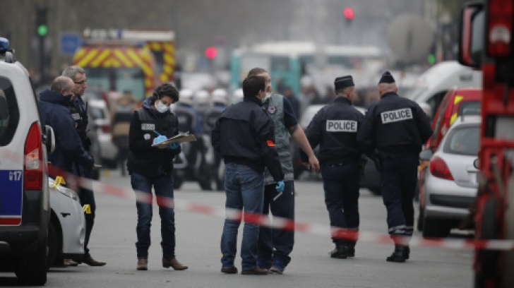 Atentate la Paris: Trei noi arestări efectuate marți la Bruxelles