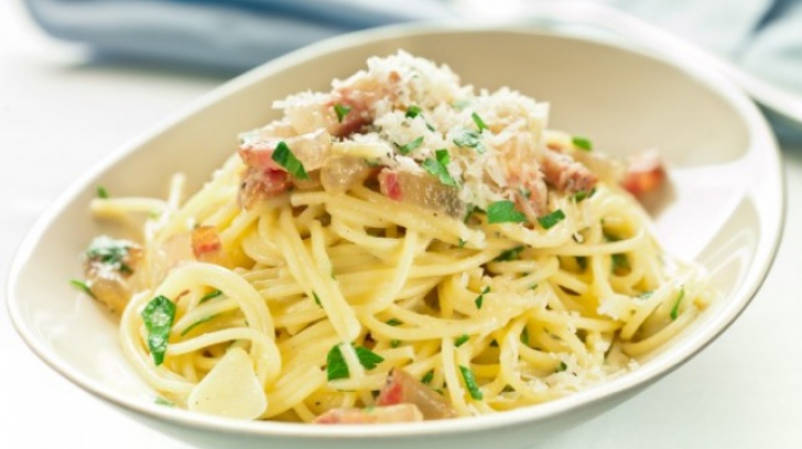 Cum să faci cele mai bune spaghete Carbonara. Ingredientul secret care face diferenţa