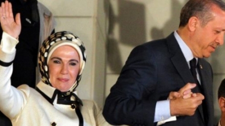 Soția președintelui Erdogan face declarații șocante: Haremul era o instituție de învățământ! 