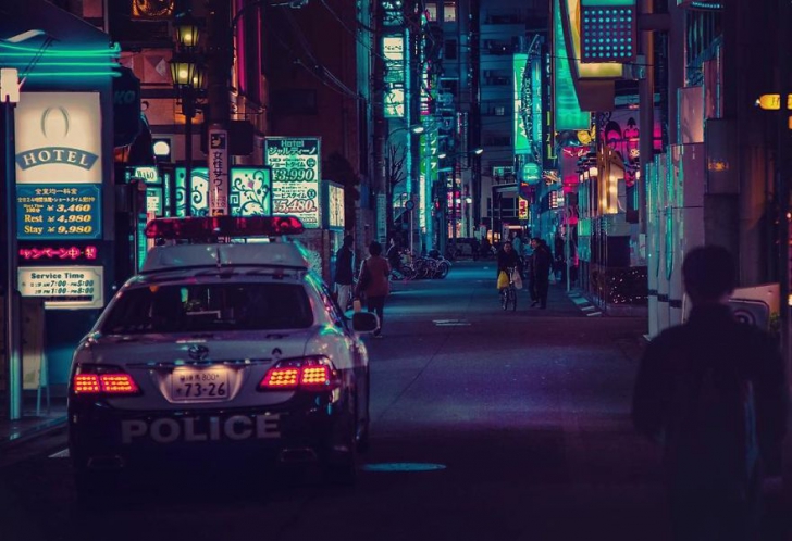 Partea nevăzută a capitalei Japoniei. Ce a surprins un turist noaptea. Imagini de vis 
