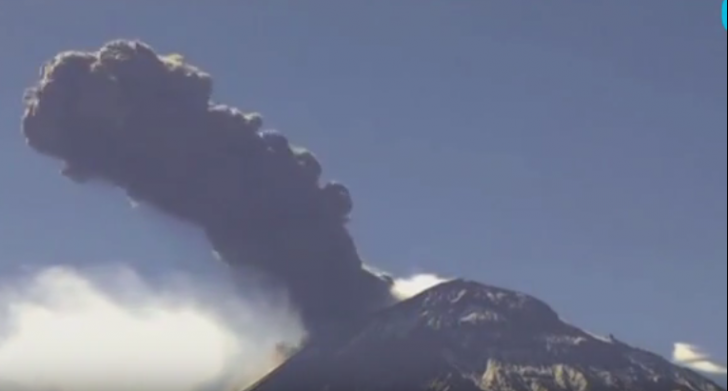 Erupție puternică a Vulcanului de Foc din Guatemala 