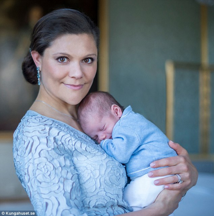 Prinţesa Suediei a născut un băiețel. Prima fotografie cu prințul moștenitor