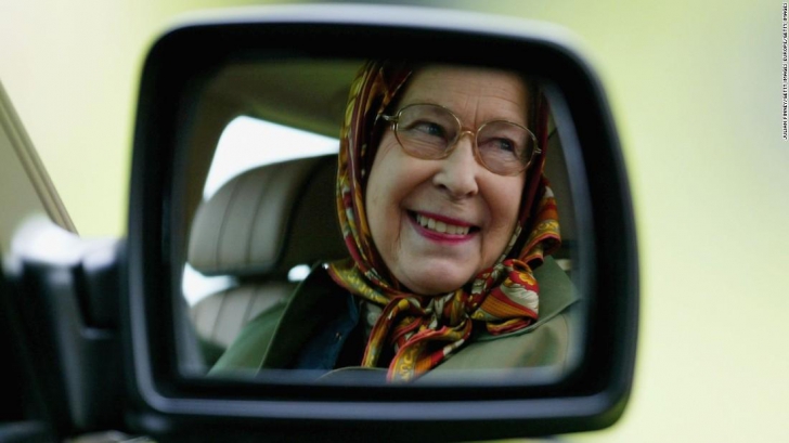 Regina Angliei preferă maşinile de teren. Cum arată SUV-urile pe care le-a condus Regina Elisabeta 