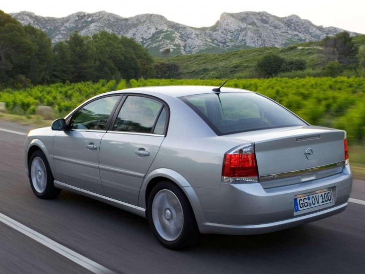 Top 10 maşini fiabile pe care le poţi cumpăra cu un buget redus, de sub 5000 de euro