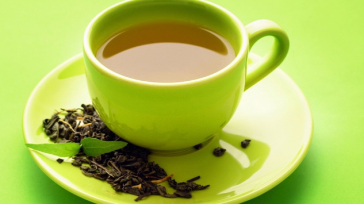 Cum te ajută ceaiul verde să ai un ten perfect
