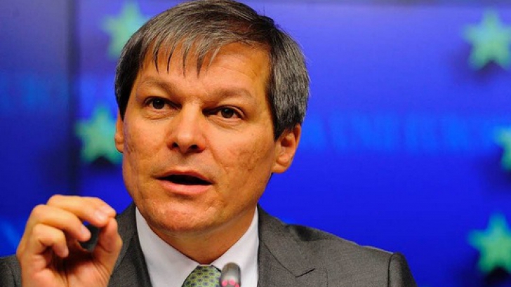 Premierul Cioloş, la vot în Zalău: Sper să avem o dinamică mai bună pentru alegerile parlamentare