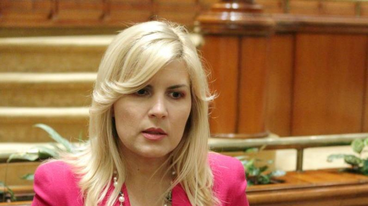 DNA o pârăște pe Elena Udrea la Inspecția Judiciară pentru că ar fi afectat independența justiției 
