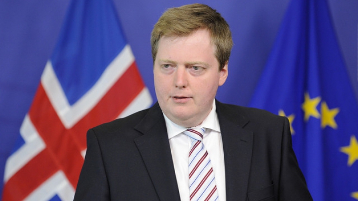 PANAMA PAPERS. Premierul islandez, prins cu o companie offshore. I se cere demisia