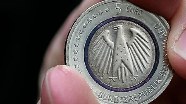Moneda de 5 euro pentru care germanii stau la coadă ore în şir. Motivul e emoţionant!
