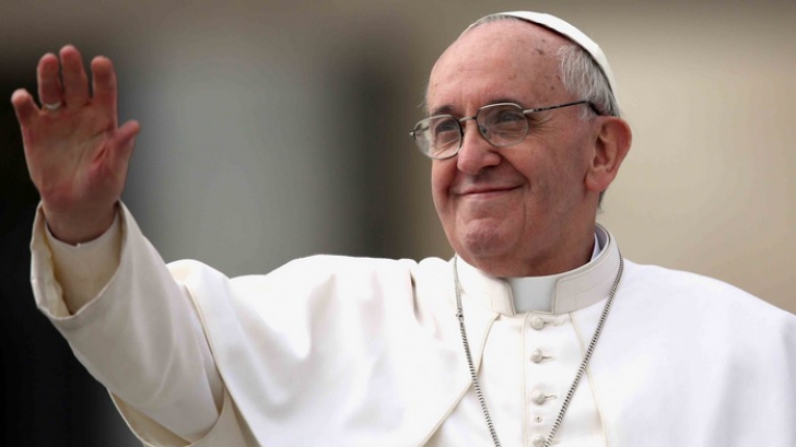 Papa Francisc, în vizită pe Insula Lesbos, pentru a transmite un mesaj de solidaritate față de imigranți