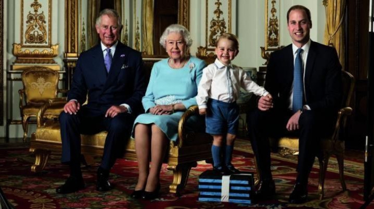 Regina Marii Britanii împlineşte astăzi 90 de ani